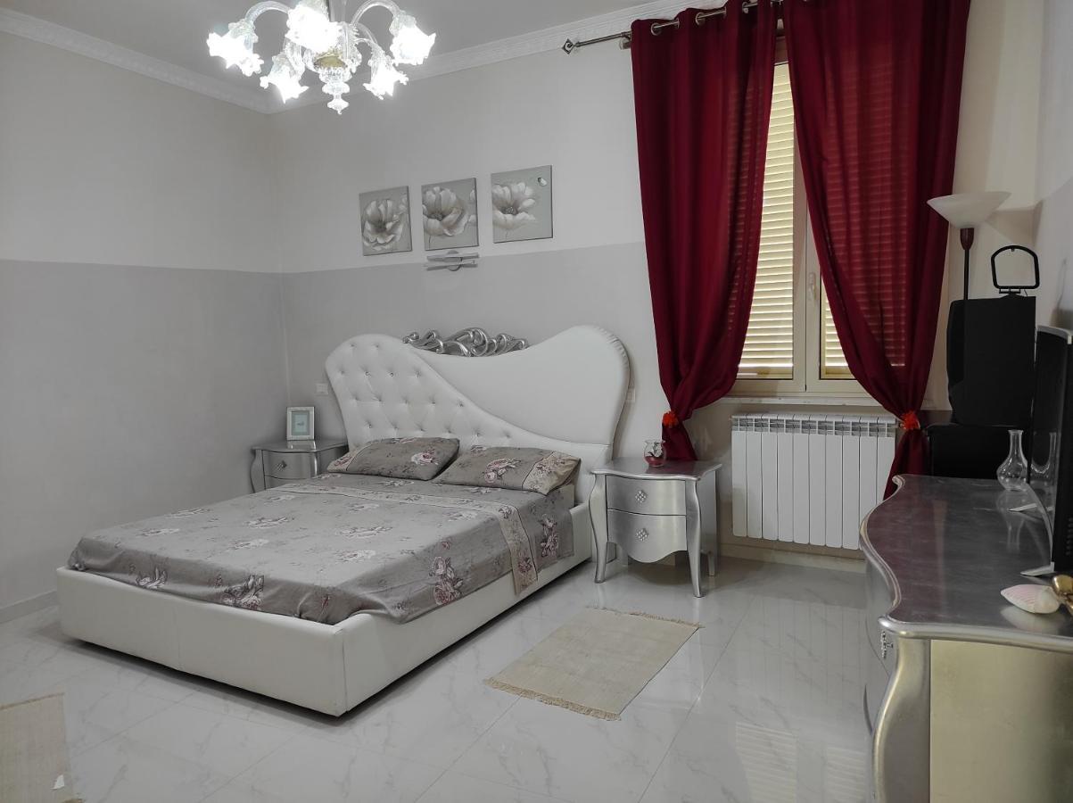 Affittacamere Silvagni 카세르타 외부 사진